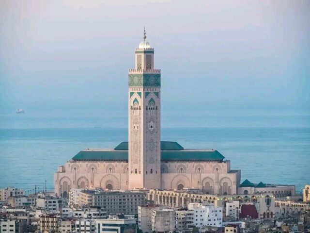 4 Days Tour From Casablanca To Marrakech And Atlas Mountains