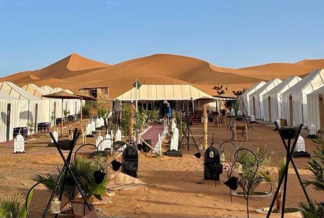 Luxury desert camp in Merzouga Sahara 